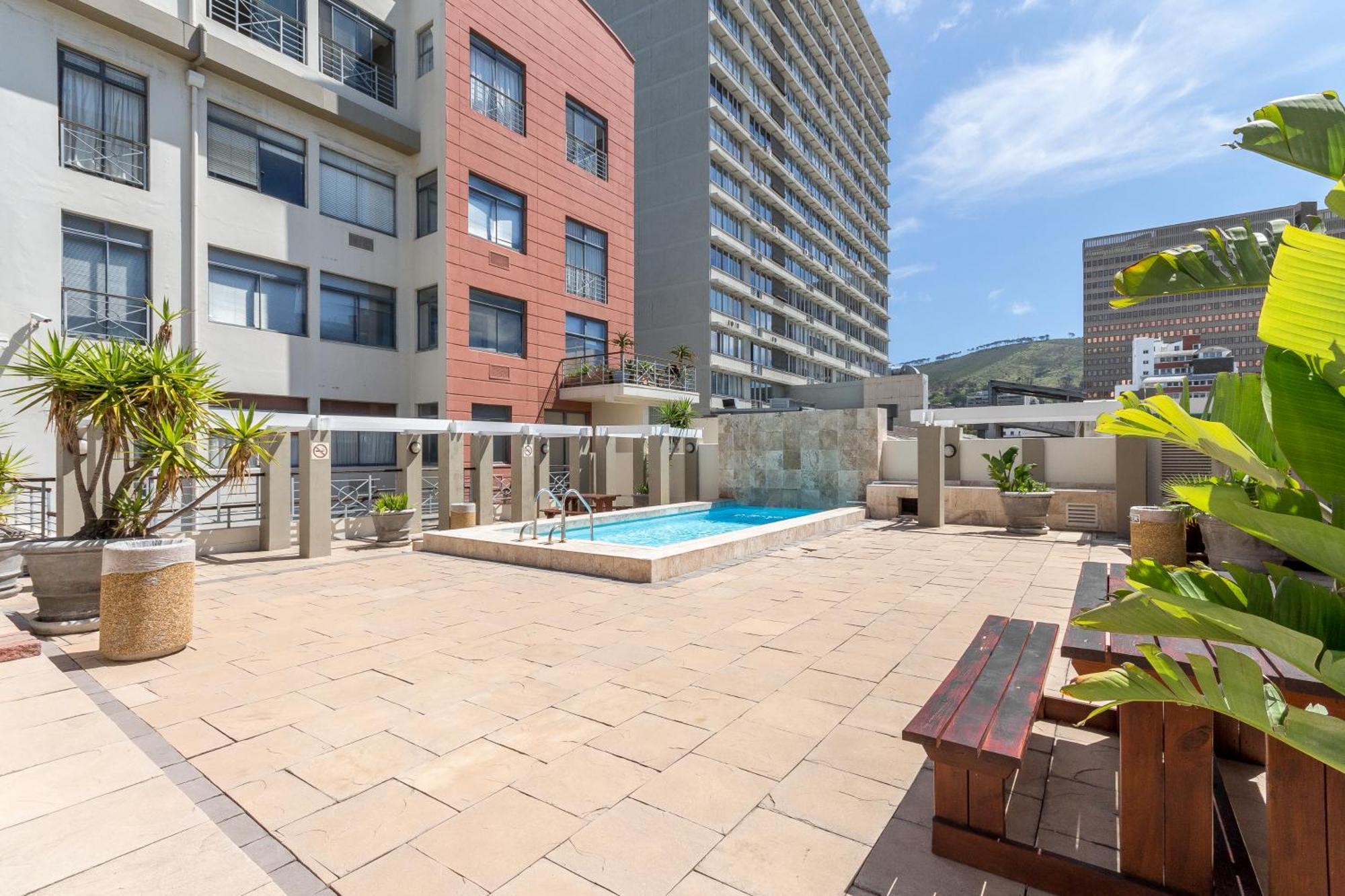 The Square 135- Studio With Free Parking, Pool & Gym Access Daire Cape Town Dış mekan fotoğraf