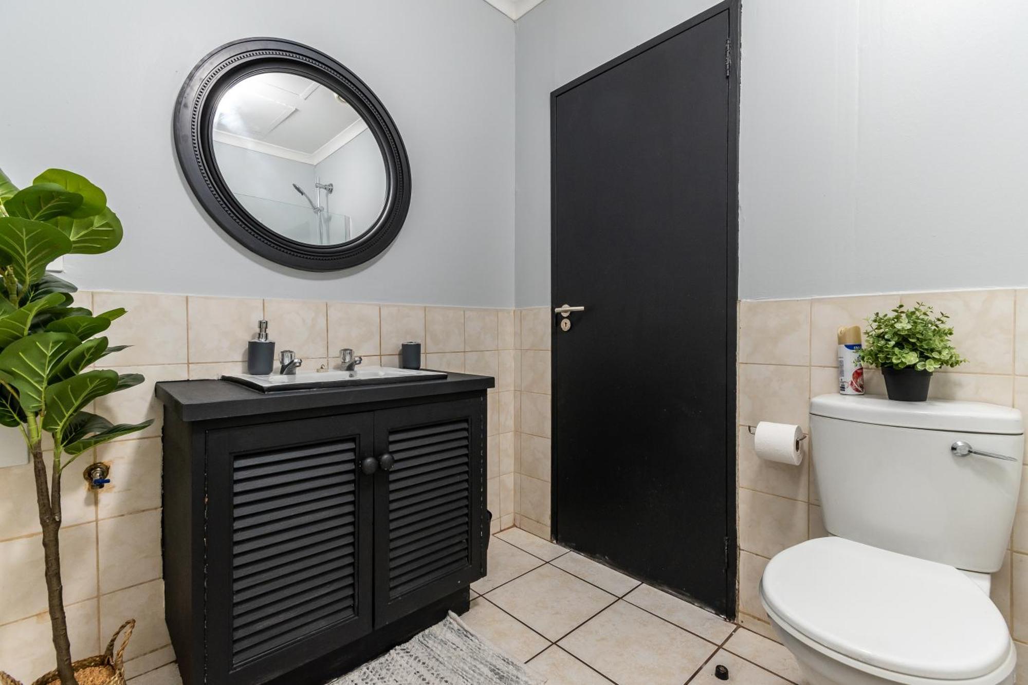 The Square 135- Studio With Free Parking, Pool & Gym Access Daire Cape Town Dış mekan fotoğraf