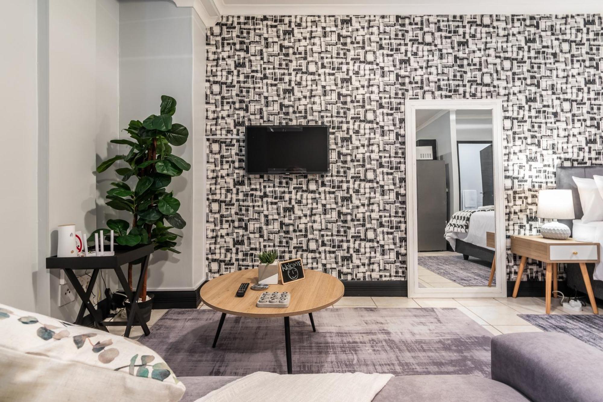 The Square 135- Studio With Free Parking, Pool & Gym Access Daire Cape Town Dış mekan fotoğraf