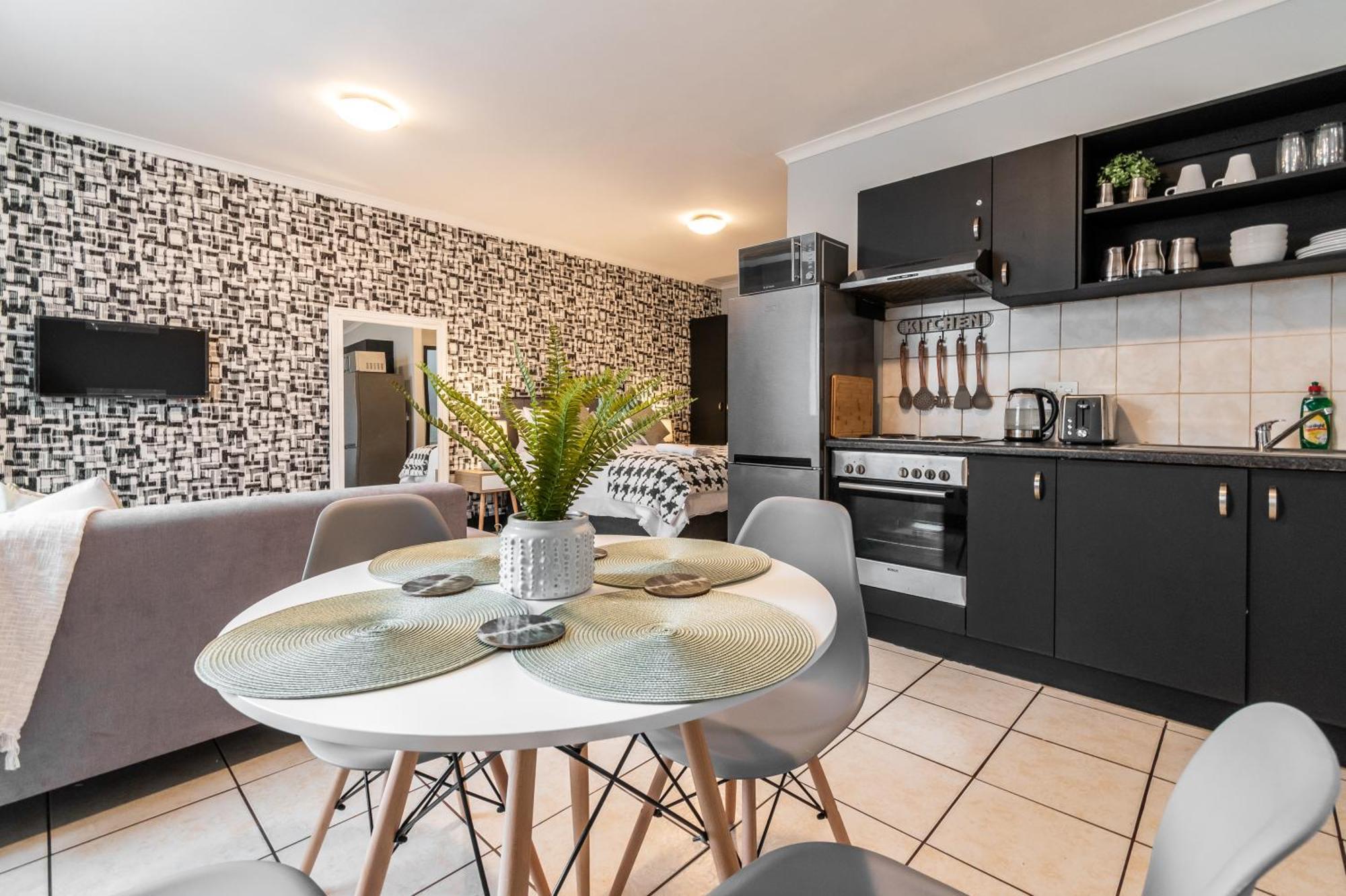 The Square 135- Studio With Free Parking, Pool & Gym Access Daire Cape Town Dış mekan fotoğraf